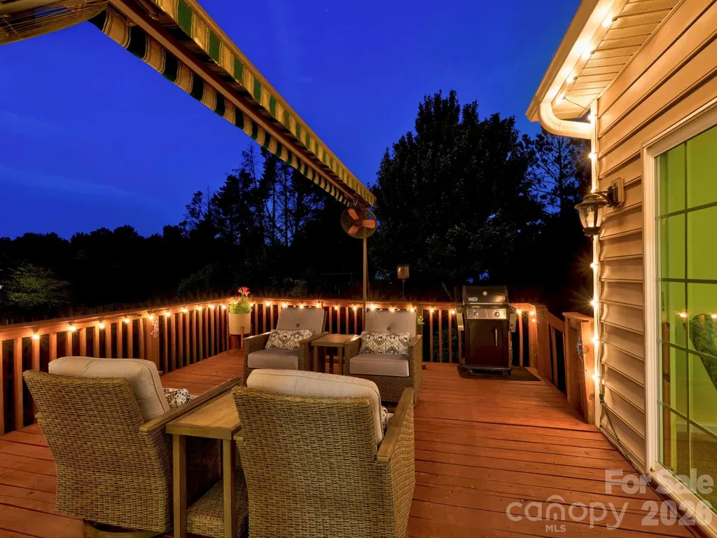 15505 Robsart Court Charlotte NC 28277