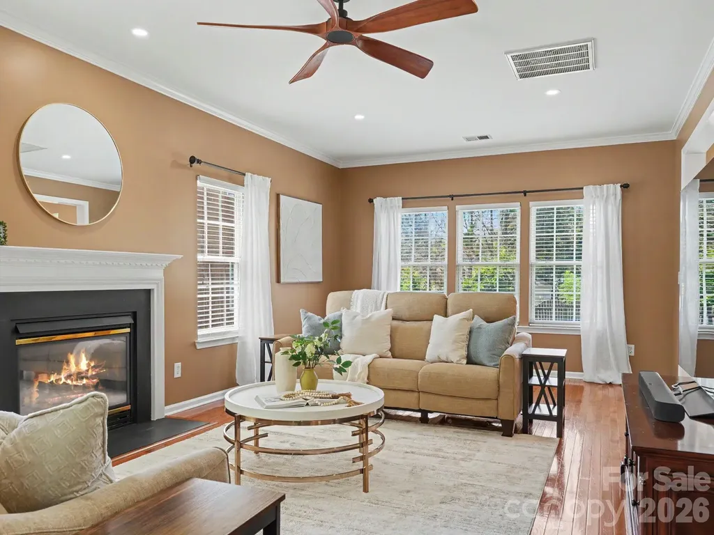 15505 Robsart Court Charlotte NC 28277