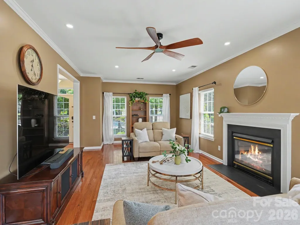 15505 Robsart Court Charlotte NC 28277