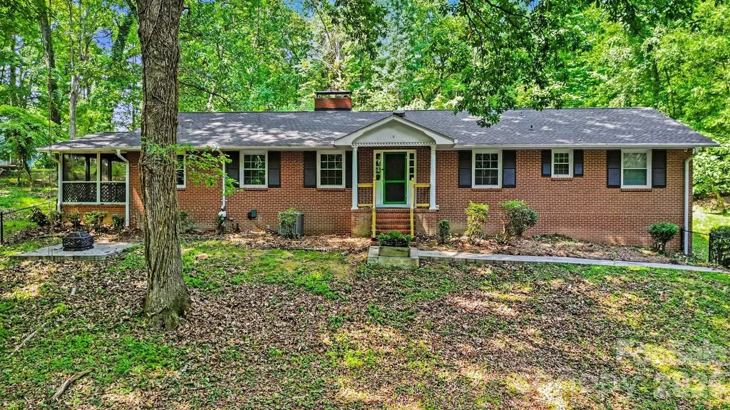 100 Malvern Court Winston Salem NC 27106
