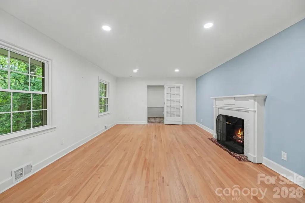 100 Malvern Court Winston Salem NC 27106