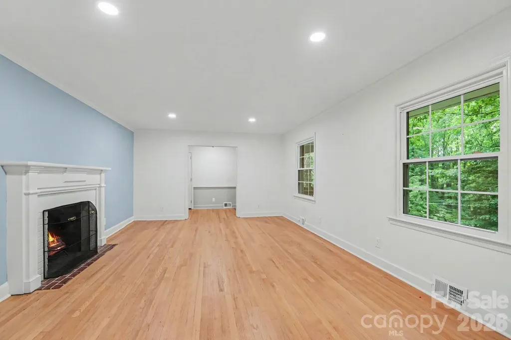100 Malvern Court Winston Salem NC 27106