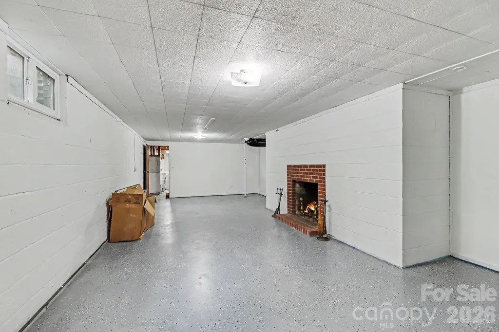 100 Malvern Court Winston Salem NC 27106
