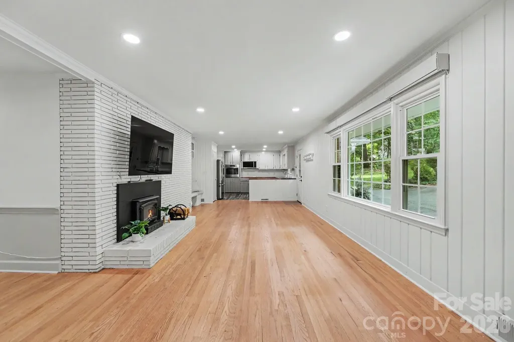 100 Malvern Court Winston Salem NC 27106