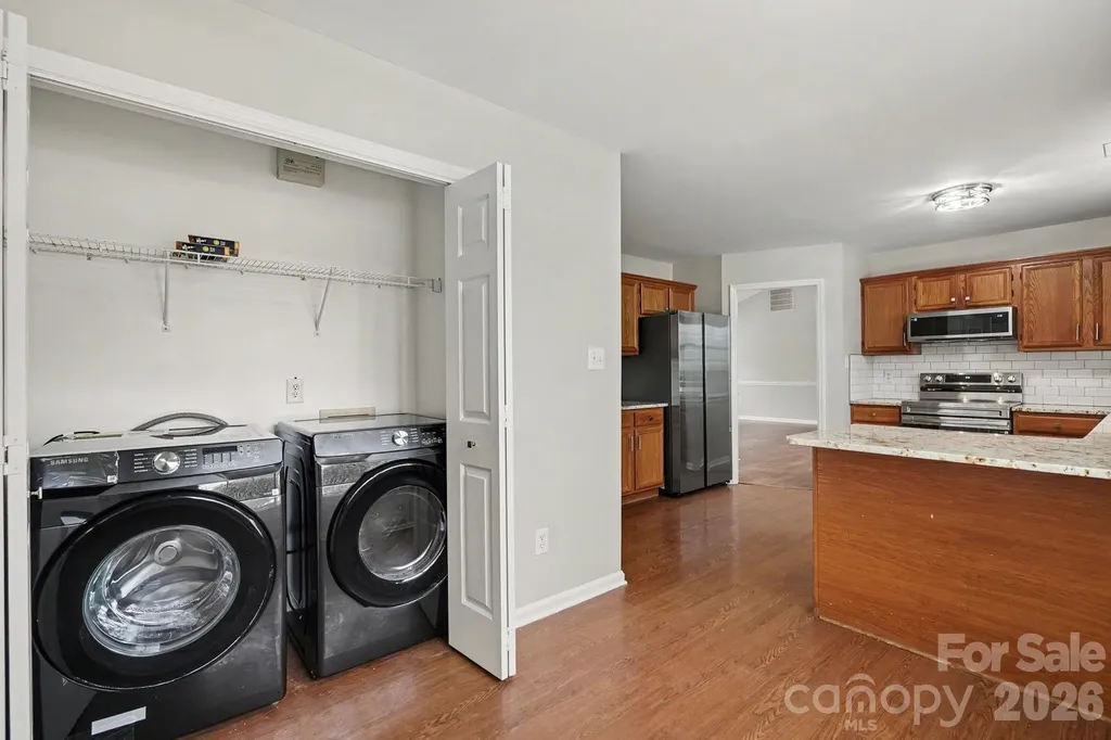 7518 Prindle Lake Drive Charlotte NC 28227
