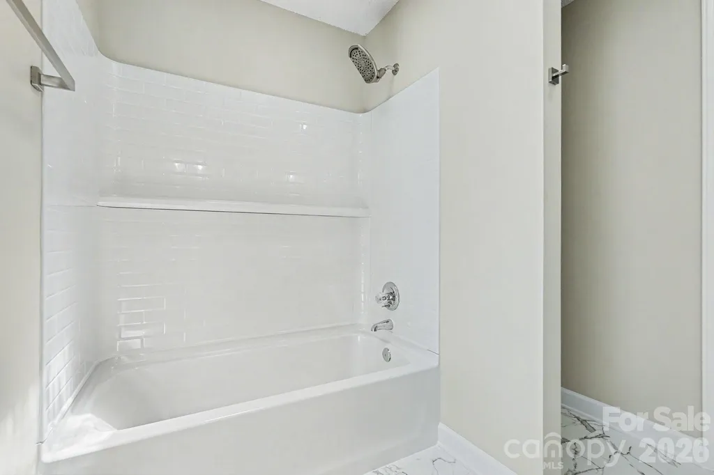 7518 Prindle Lake Drive Charlotte NC 28227