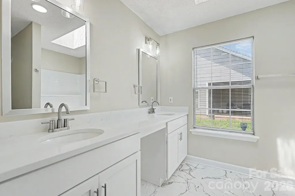 7518 Prindle Lake Drive Charlotte NC 28227