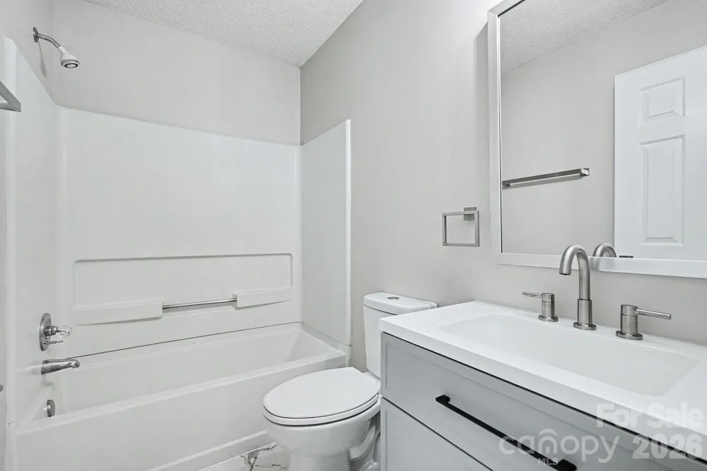7518 Prindle Lake Drive Charlotte NC 28227