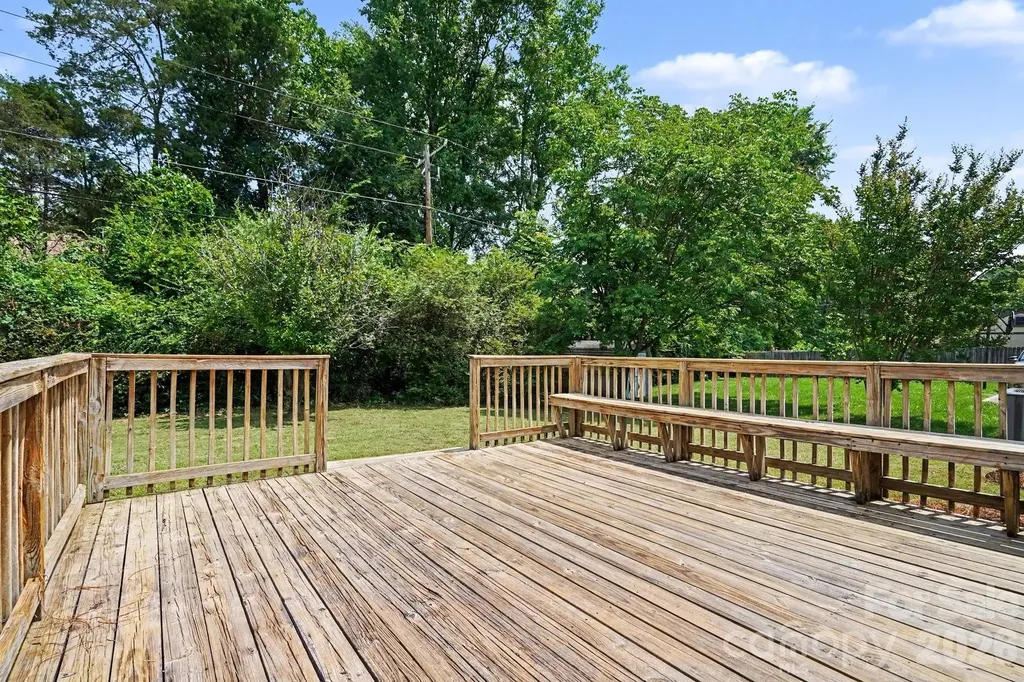 7518 Prindle Lake Drive Charlotte NC 28227