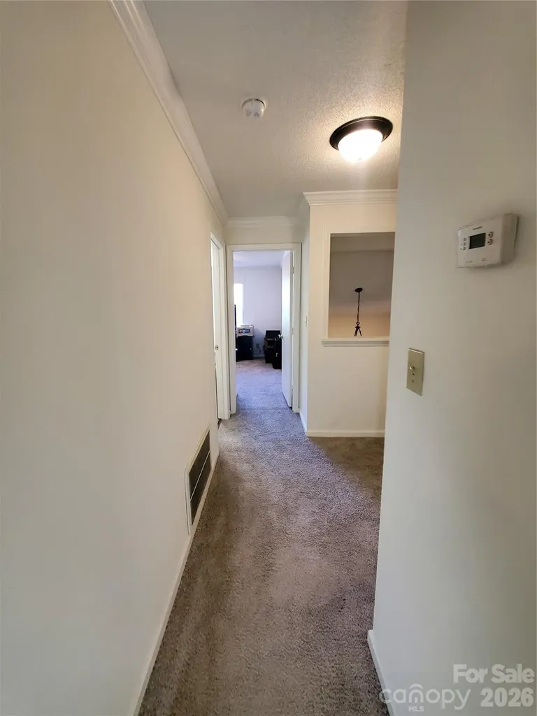 6049 Treetop Court Charlotte NC 28212