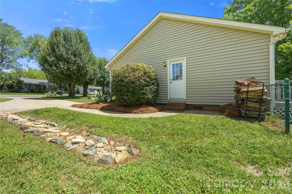 3571 Farm Lake Drive SW Concord NC 28027