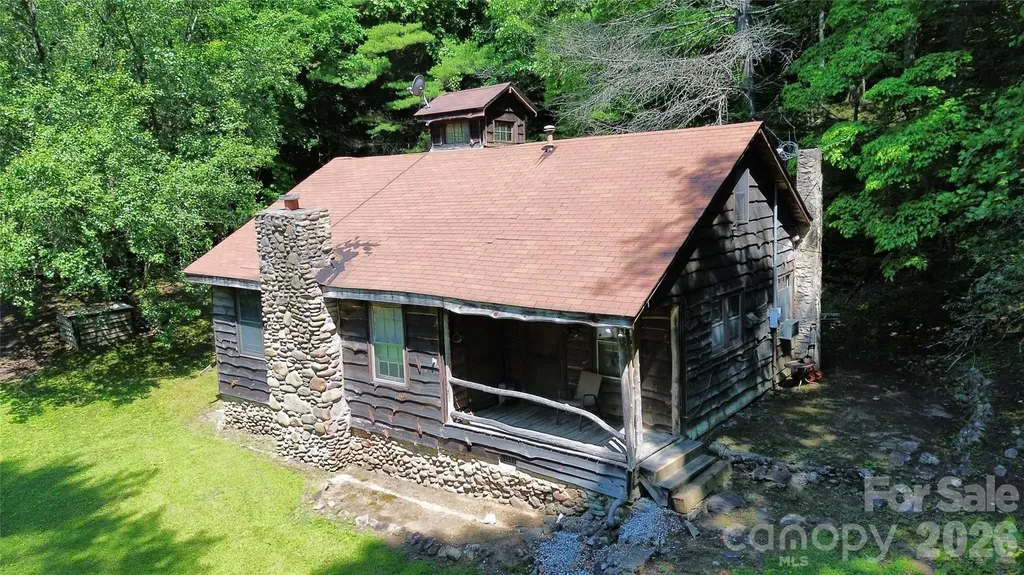 8340 Hwy 90 Highway Collettsville NC 28611