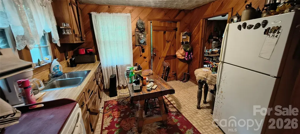 8340 Hwy 90 Highway Collettsville NC 28611