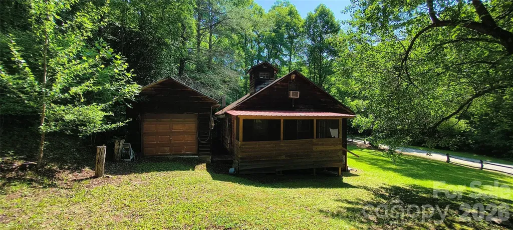 8340 Hwy 90 Highway Collettsville NC 28611