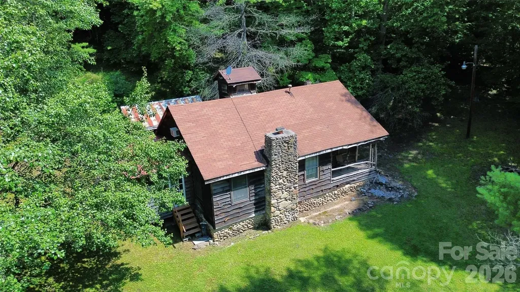 8340 Hwy 90 Highway Collettsville NC 28611