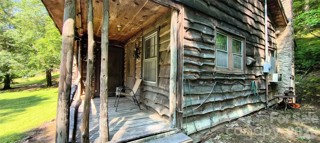 8340 Hwy 90 Highway Collettsville NC 28611