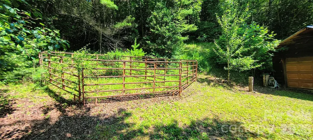 8340 Hwy 90 Highway Collettsville NC 28611