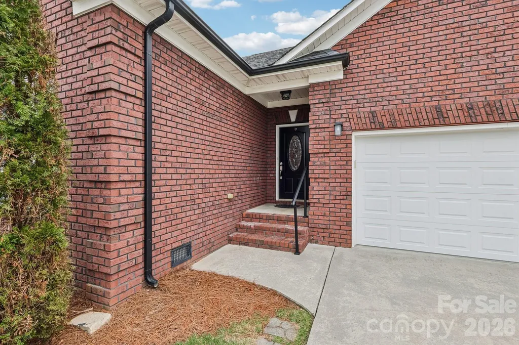 305 Wendover Drive Locust NC 28097