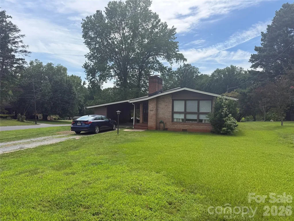 3930 Fircrest Drive Charlotte NC 28217