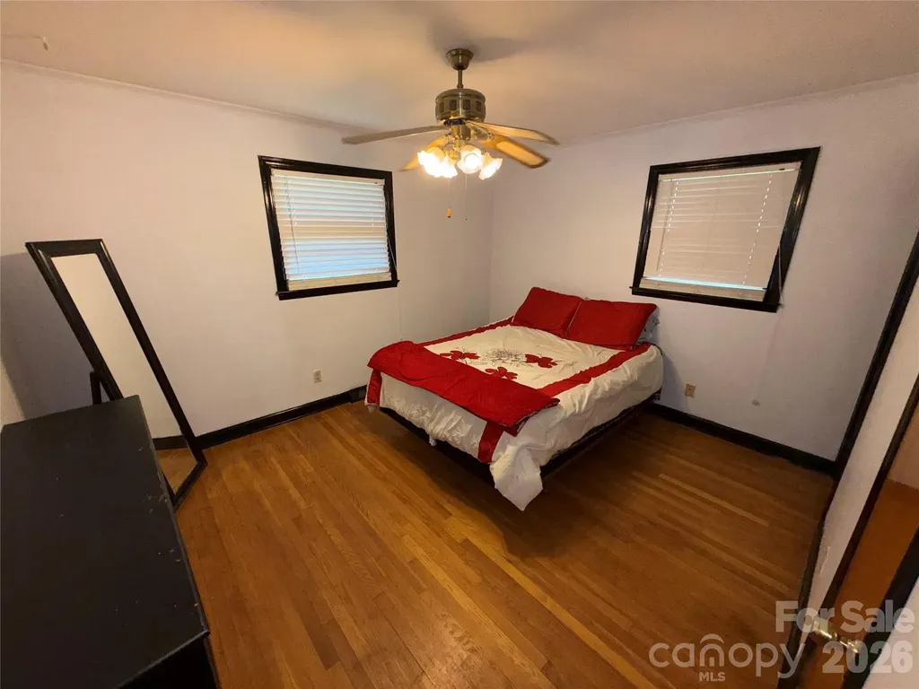3930 Fircrest Drive Charlotte NC 28217