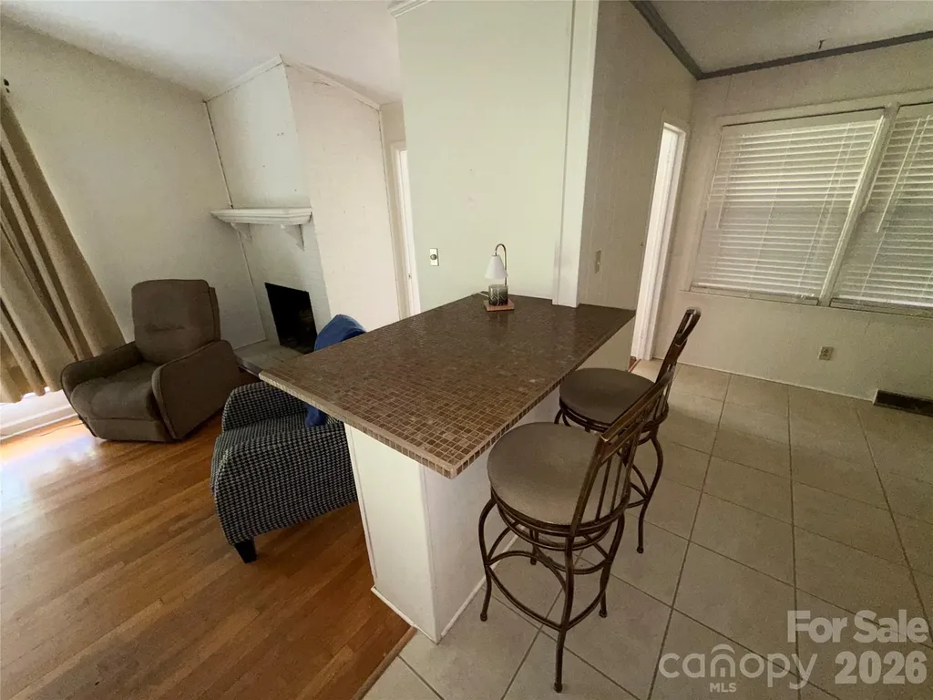 3930 Fircrest Drive Charlotte NC 28217