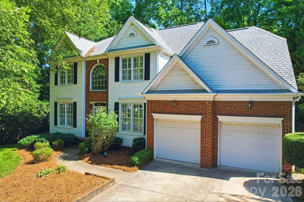7711 Abbotsinch Court Charlotte NC 28269