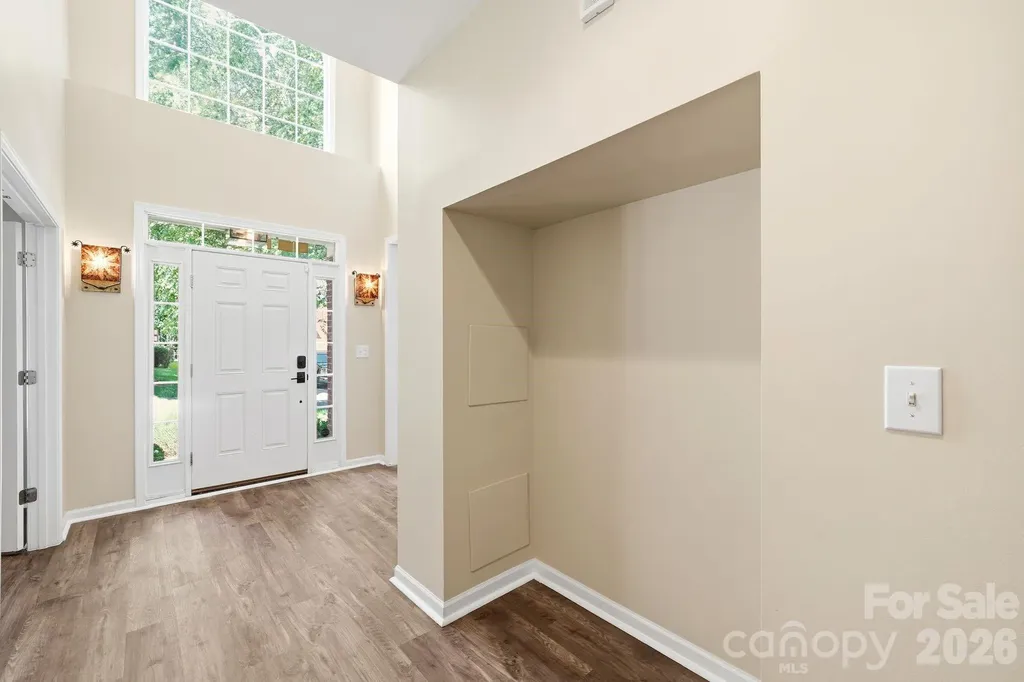 7711 Abbotsinch Court Charlotte NC 28269