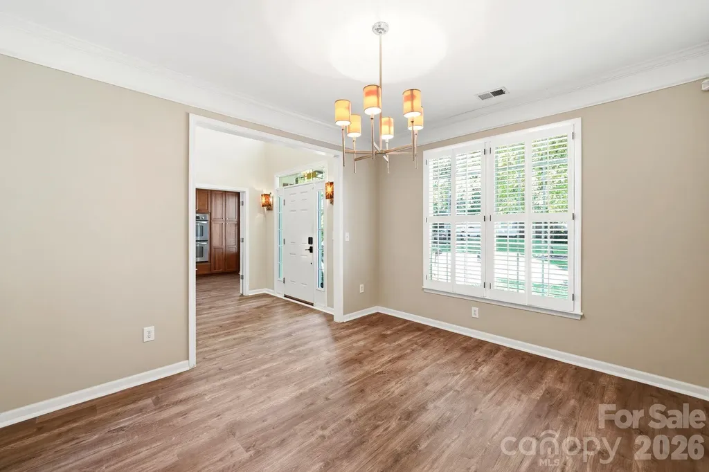 7711 Abbotsinch Court Charlotte NC 28269