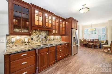 7711 Abbotsinch Court Charlotte NC 28269