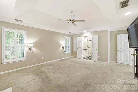 7711 Abbotsinch Court Charlotte NC 28269