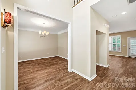 7711 Abbotsinch Court Charlotte NC 28269
