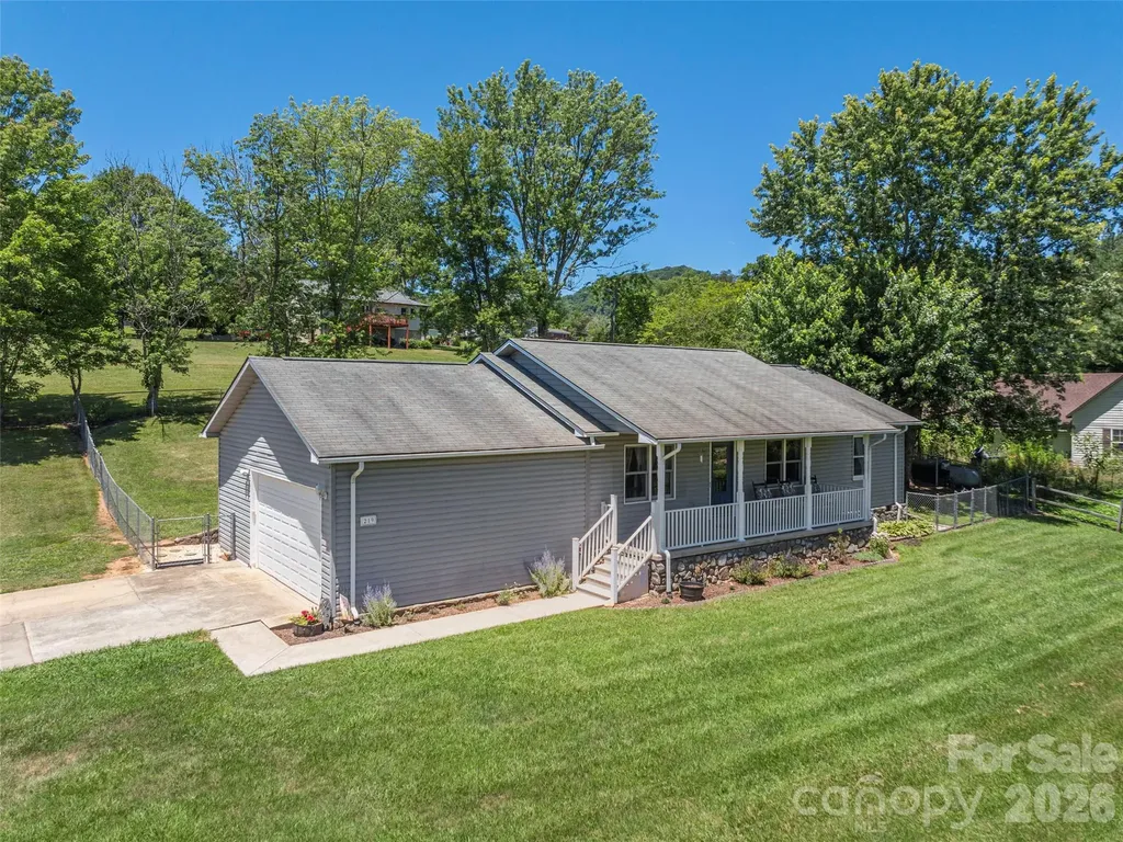 219 Hookers Gap Road Candler NC 28715