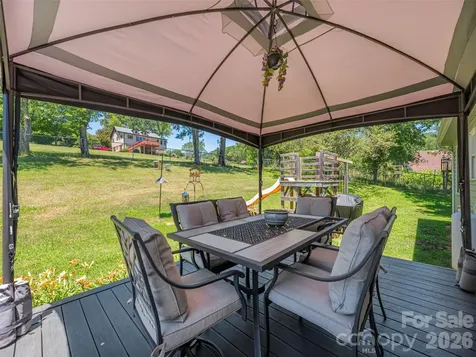 219 Hookers Gap Road Candler NC 28715