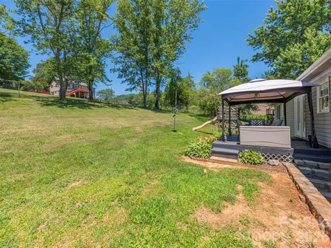 219 Hookers Gap Road Candler NC 28715