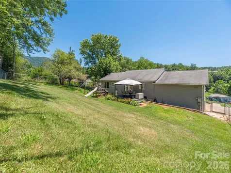 219 Hookers Gap Road Candler NC 28715