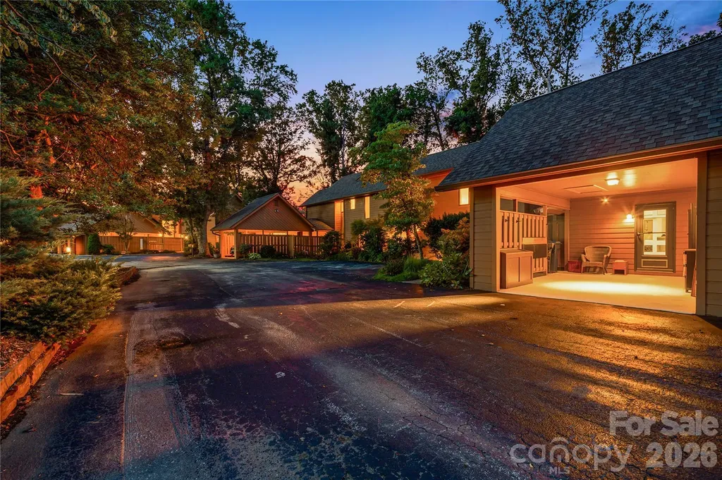 21 Village Drive Asheville NC 28803