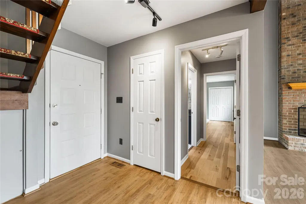 21 Village Drive Asheville NC 28803