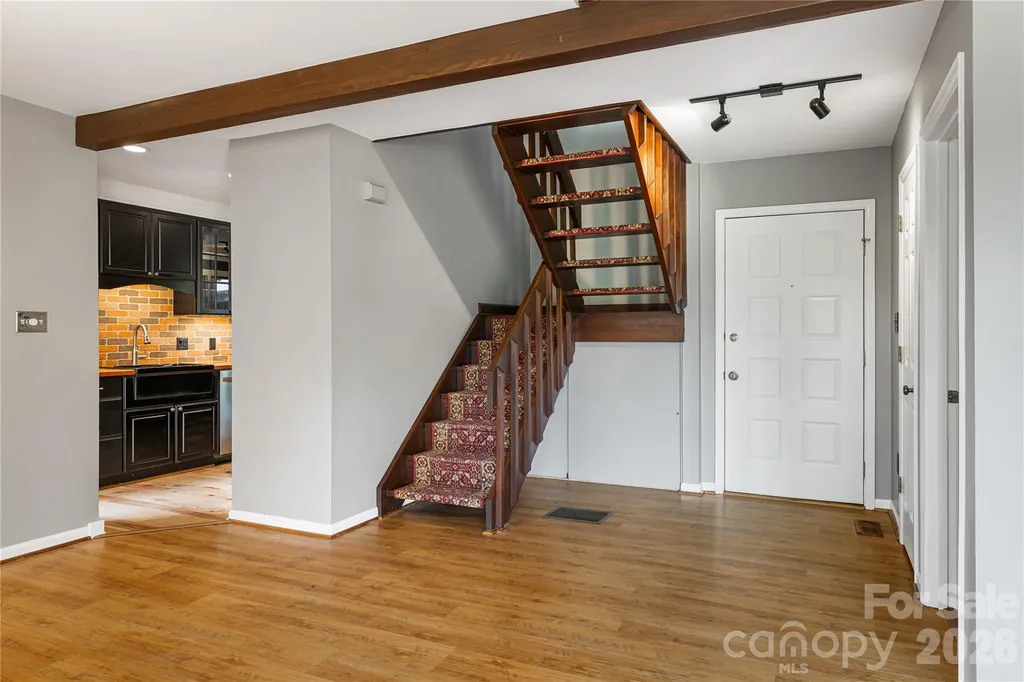 21 Village Drive Asheville NC 28803