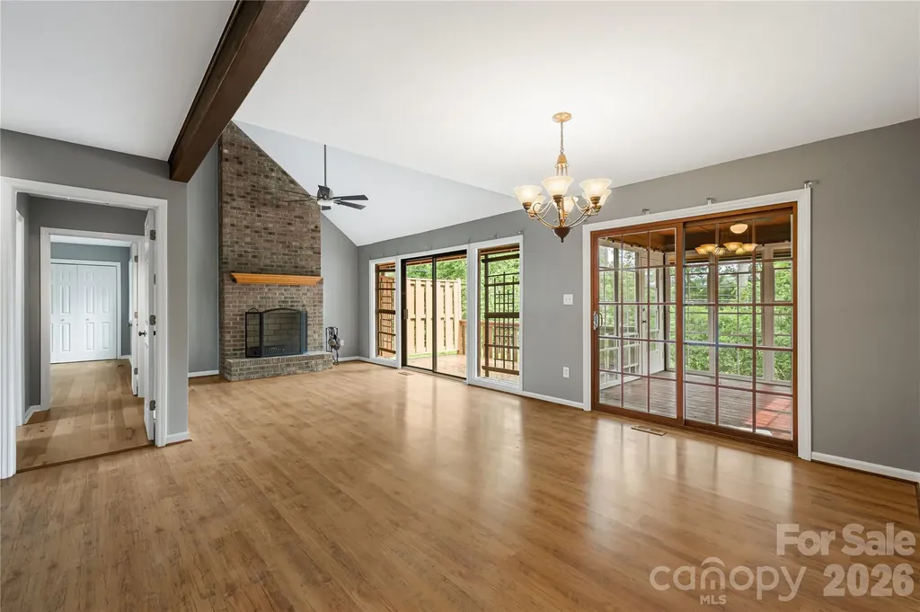 21 Village Drive Asheville NC 28803
