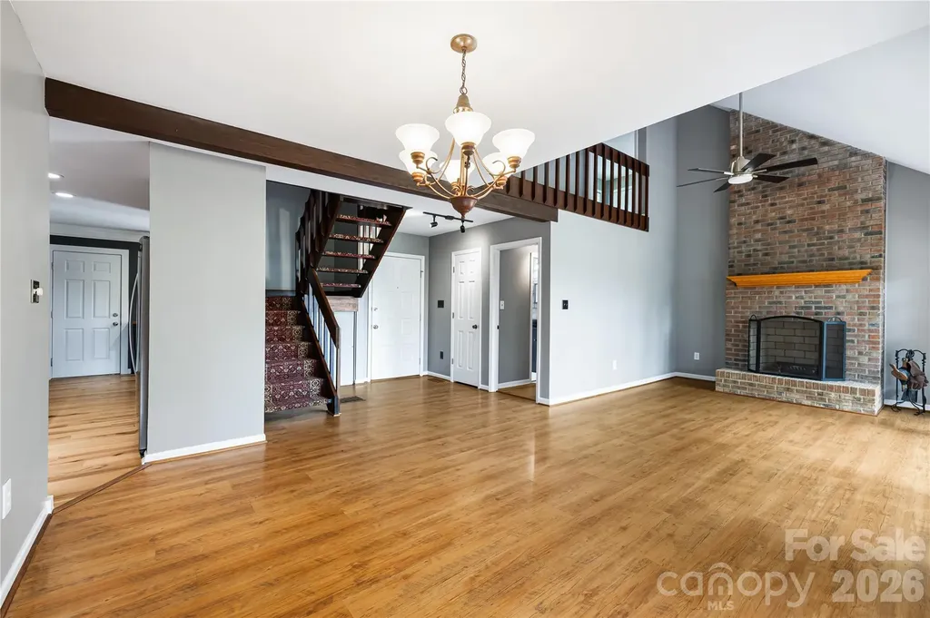 21 Village Drive Asheville NC 28803
