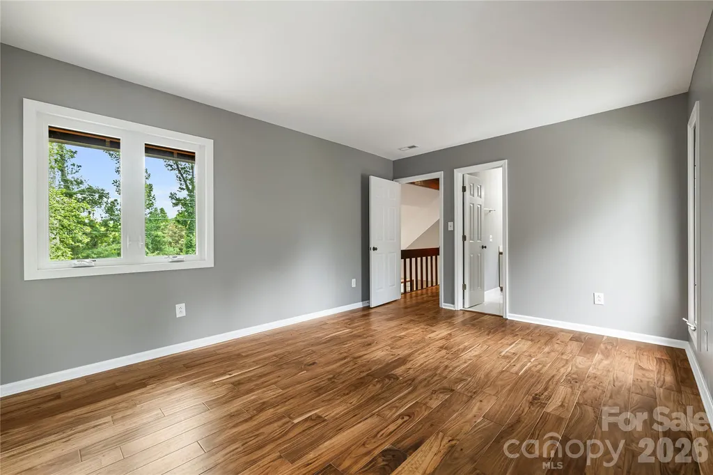 21 Village Drive Asheville NC 28803