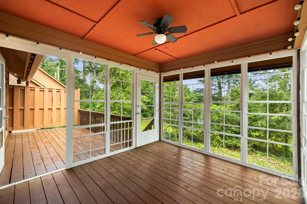 21 Village Drive Asheville NC 28803