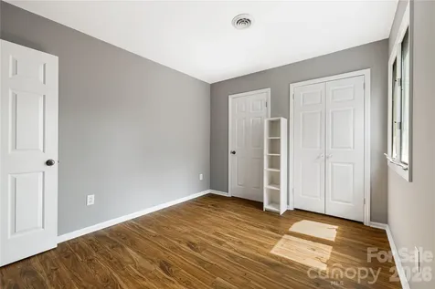 21 Village Drive Asheville NC 28803