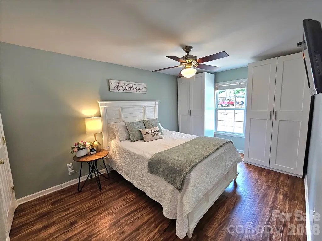 3526 Pinehaven Drive New London NC 28127