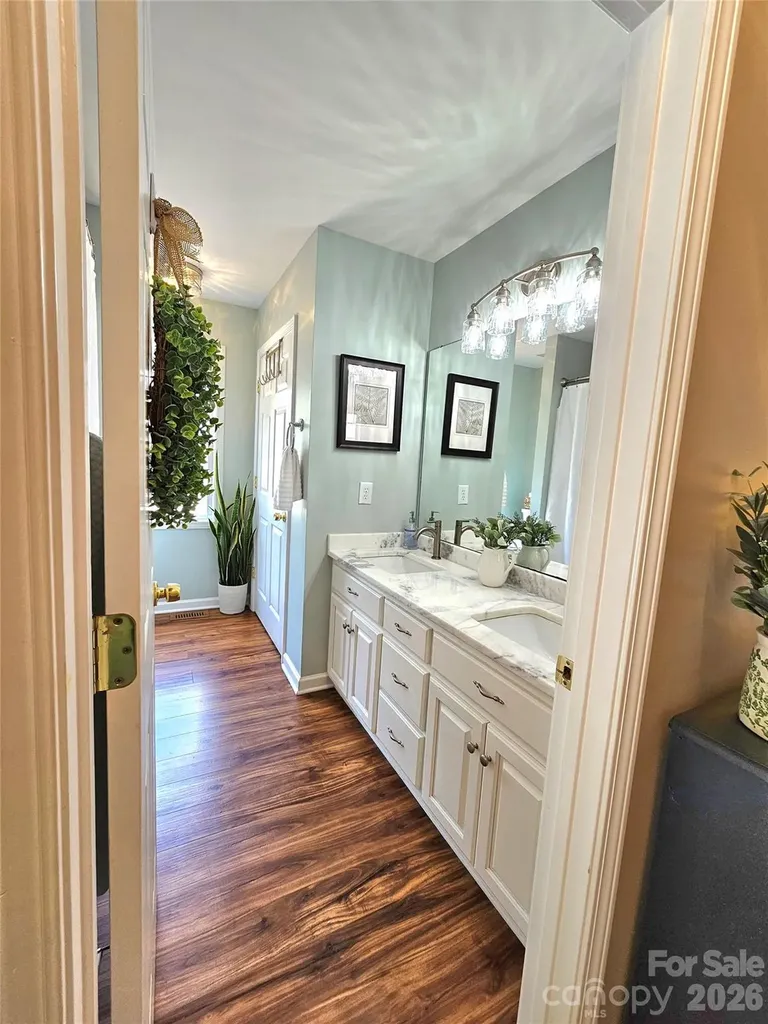 3526 Pinehaven Drive New London NC 28127