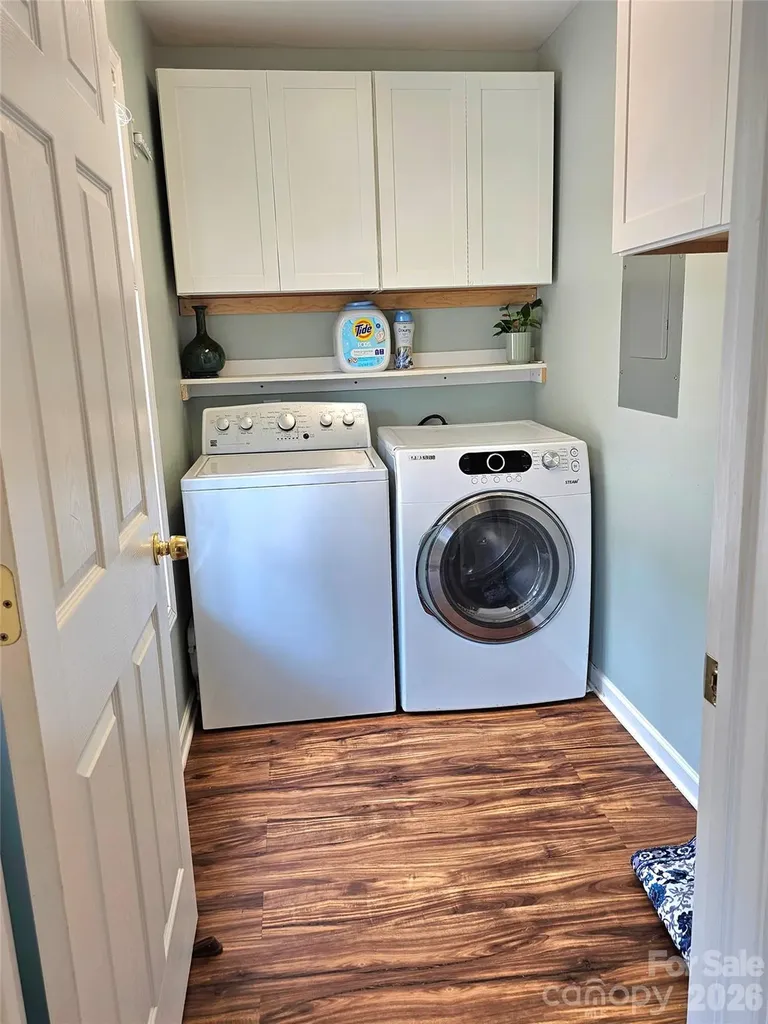 3526 Pinehaven Drive New London NC 28127