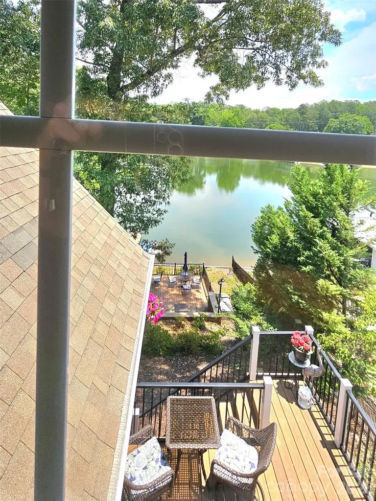 3526 Pinehaven Drive New London NC 28127