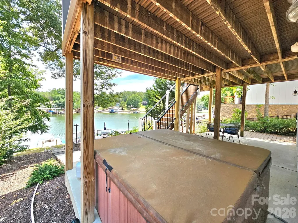 3526 Pinehaven Drive New London NC 28127