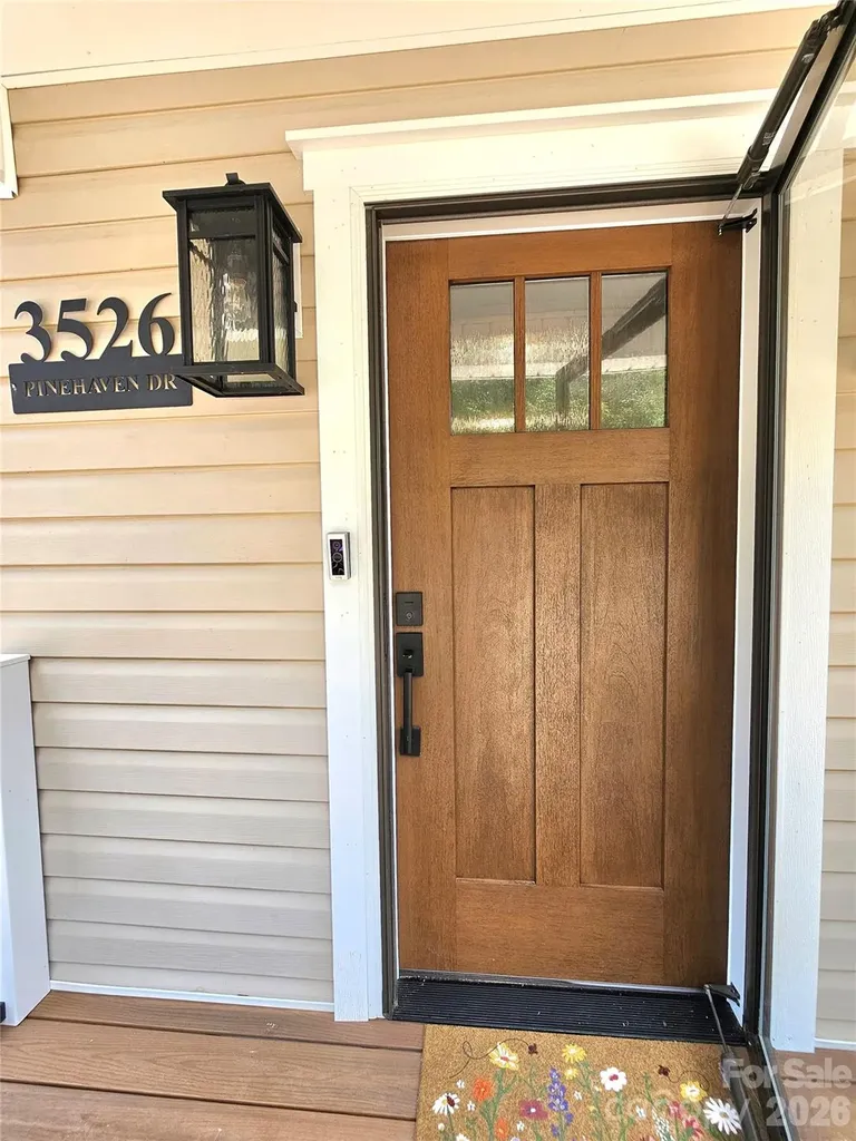 3526 Pinehaven Drive New London NC 28127