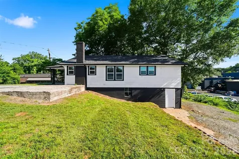 718 11th Street Place NW Hickory NC 28601